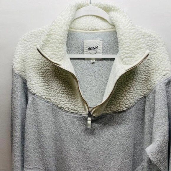 Aerie Hometown Holiday Quarter Zip Women's Medium Fleece Sweatshirt Grey White - Picture 2 of 11